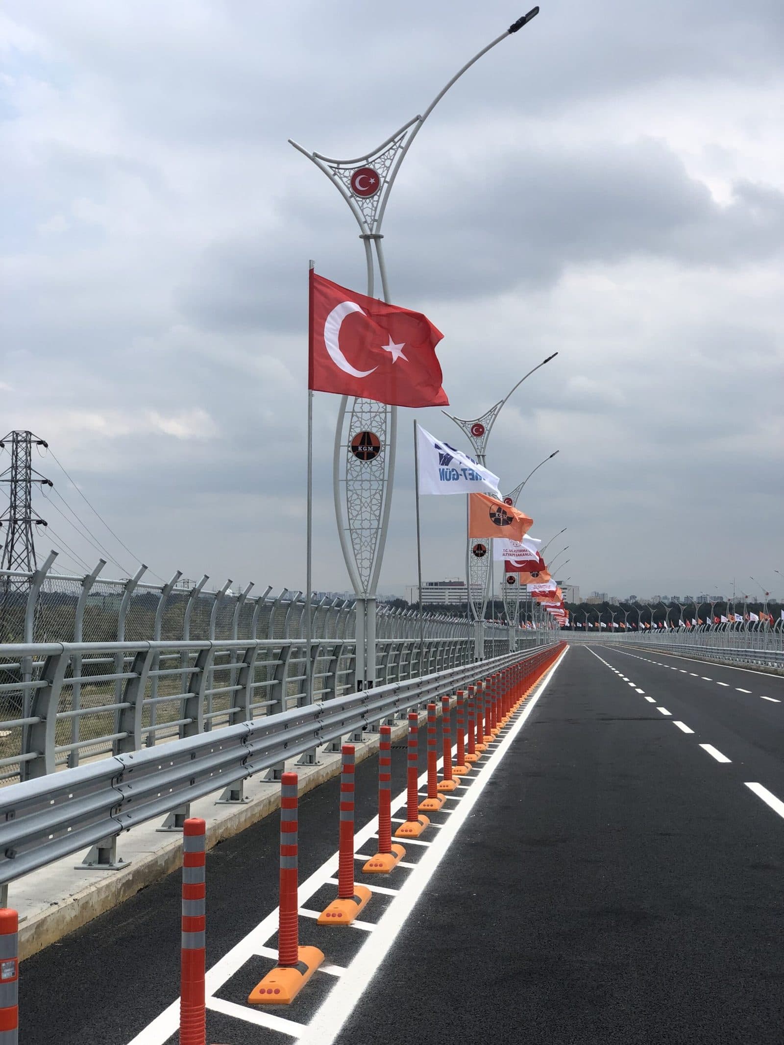 İzmir Metropol Yol ve Tretuvar Bakım/Onarım — fotoğraf 2